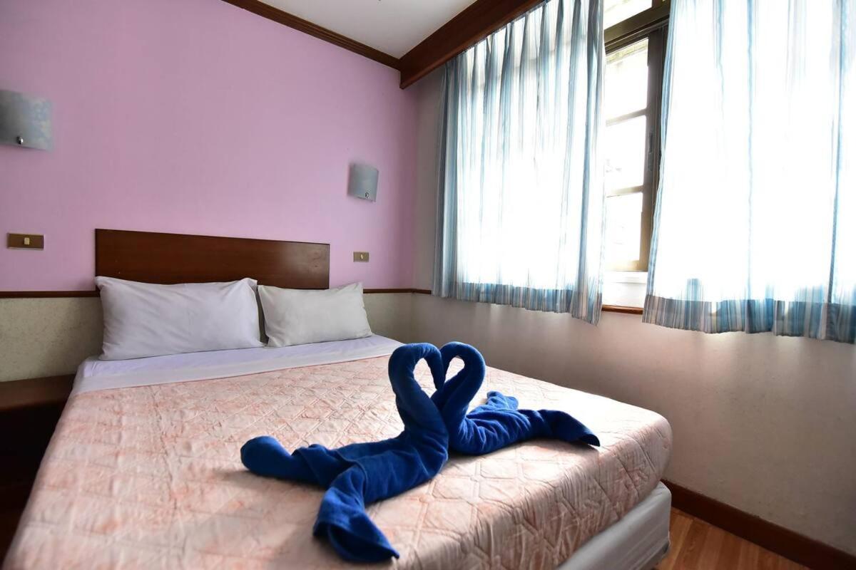 Krabi Grand Hotel Bagian luar foto
