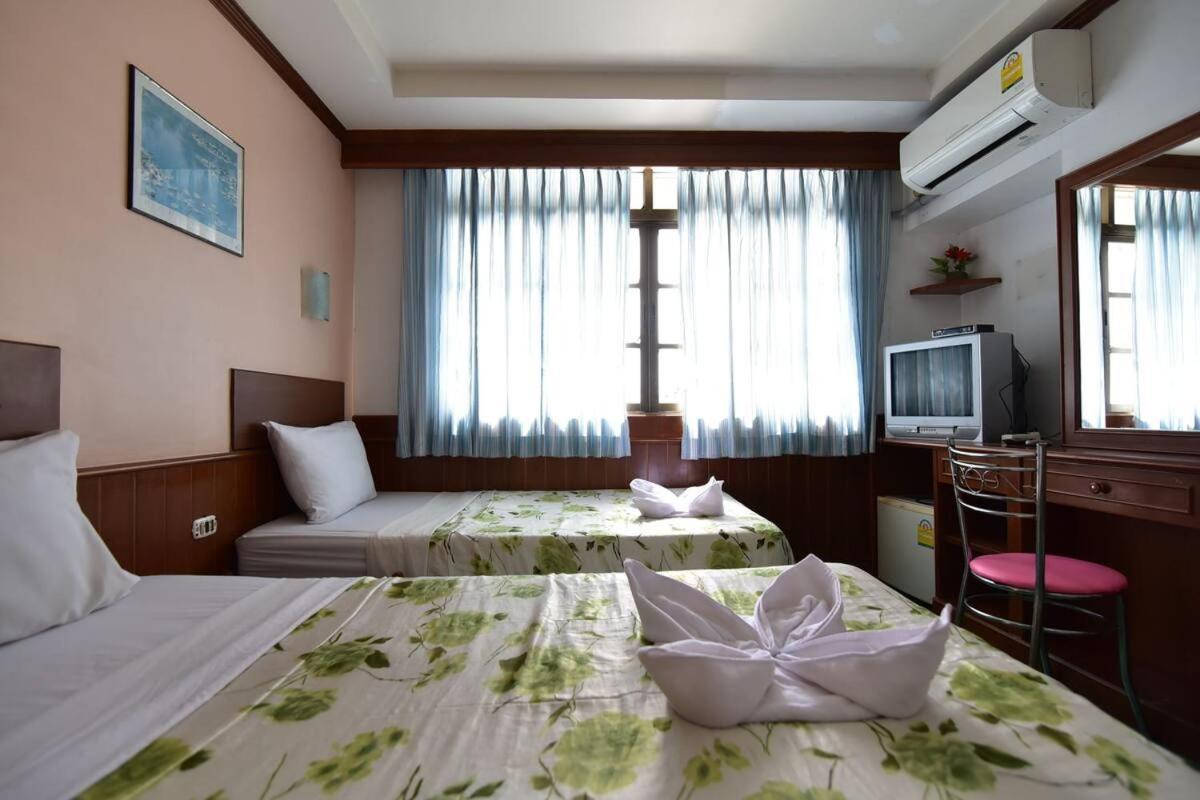 Krabi Grand Hotel Bagian luar foto