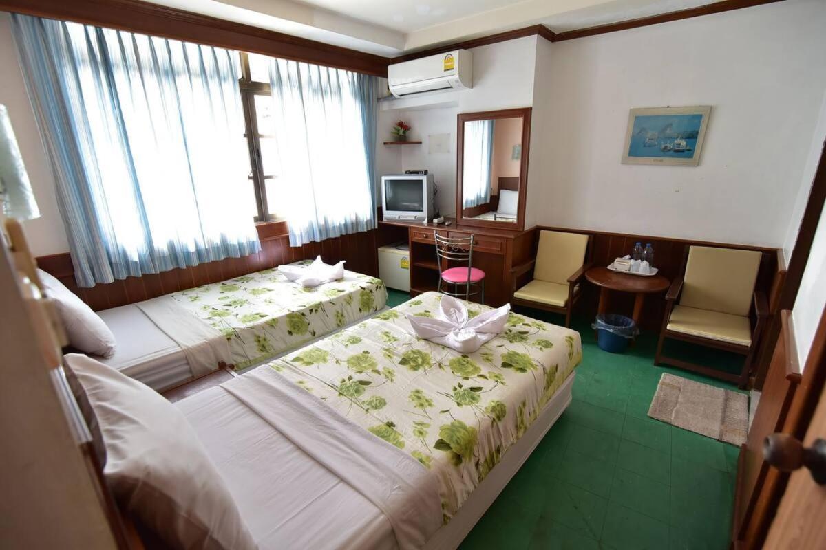 Krabi Grand Hotel Bagian luar foto