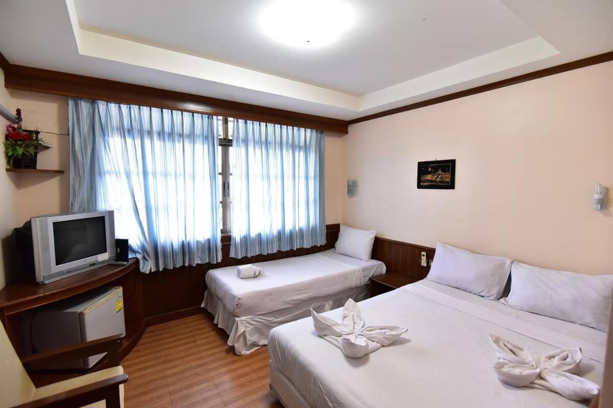 Krabi Grand Hotel Bagian luar foto